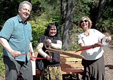 Senora Chela Ribbon cutting